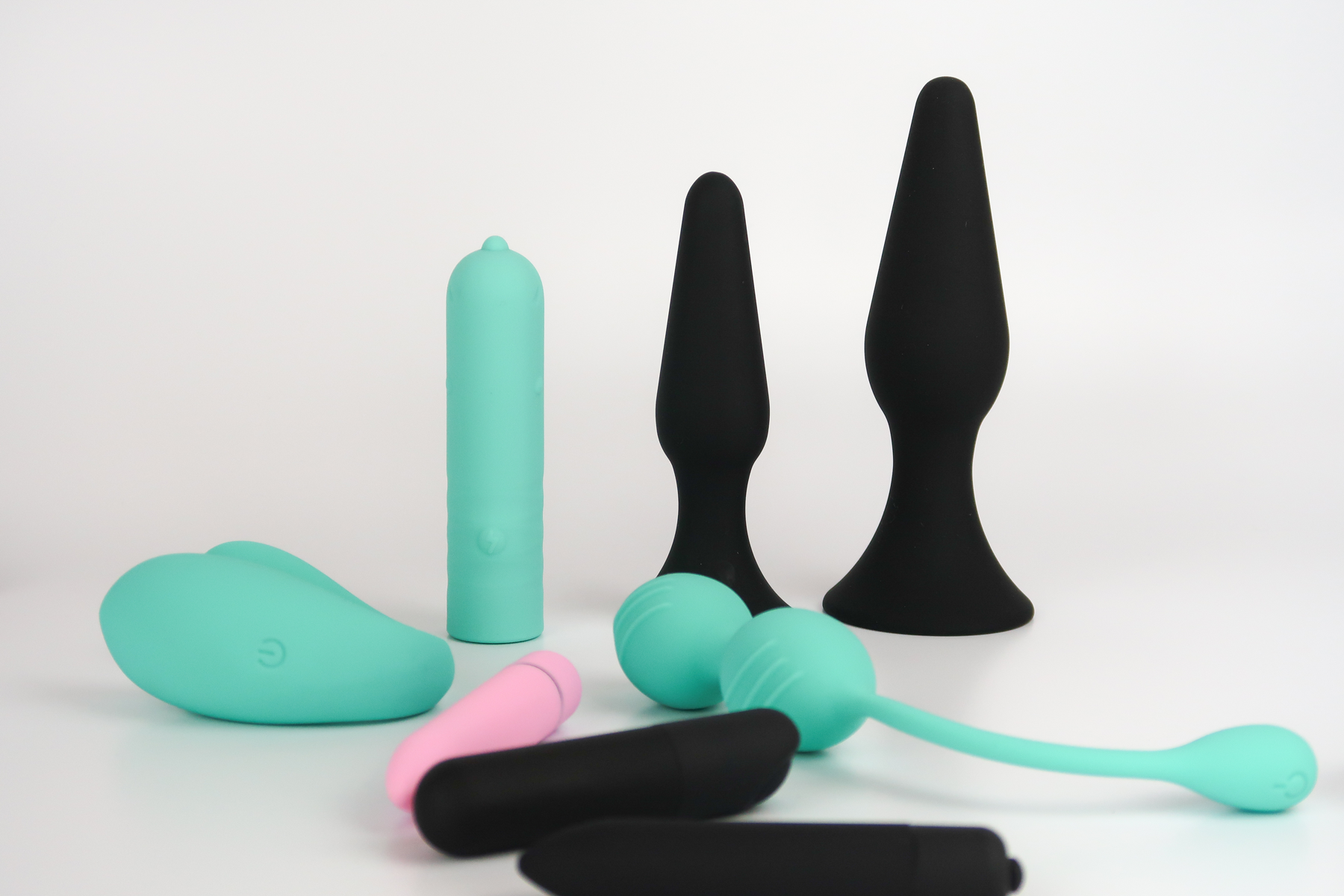 Anal Vibratör, butt plug, anal dildo, s3x toy, sey toy ürünleri Gizli Sekme'de.